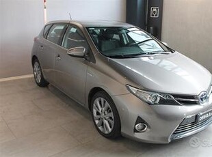 Toyota Auris 1.8 HSD HYBRID 99 HP LOUNGE AUTOMATIC