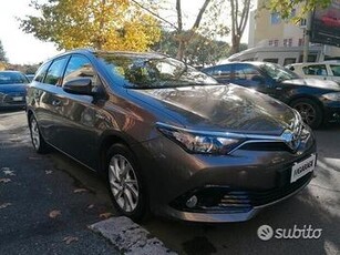 Toyota Auris Touring S. 1.8 Hybrid Business GRIGIO