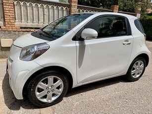 Toyota IQ