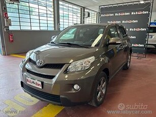 TOYOTA Urban Cruiser 1.4 D-4D AWD Active X