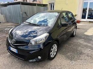 Toyota Yaris 1.0 5 porte Lounge 2012