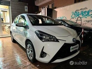 Toyota Yaris 1.5 Hybrid 5 porte Business