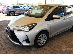 TOYOTA Yaris 1.5 Hybrid 5 porte Cool