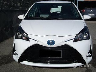 Toyota Yaris HYBRID 5P. BUSINESS NEOPATENTATI