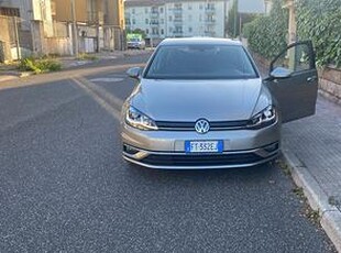 Volkswagen Golf 7.5 1.5 tsi 130 cv