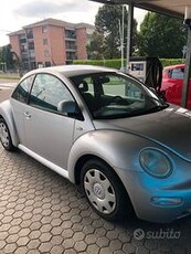 VOLKSWAGEN New Beetle - 2000