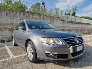 VOLKSWAGEN Passat 6ª serie - 2006