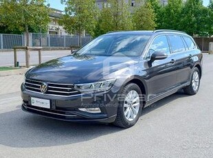 VOLKSWAGEN Passat Variant 2.0 TDI SCR EVO DSG Exec