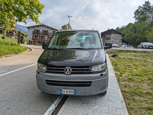 VW Caravelle Pulmino