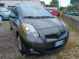 Yaris benzina 1000 cc uniproprietario ok neop