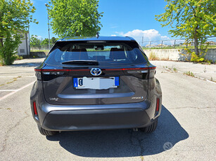 Yaris Cross Hybrid E-CVT Active