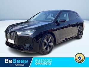 BMW iX XDRIVE40 PACCHETTO SPORTIVO