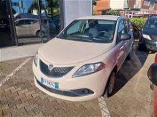 Lancia Ypsilon 1.2 69 CV 5 porte Silver del 2017 usata a Terranuova Bracciolini