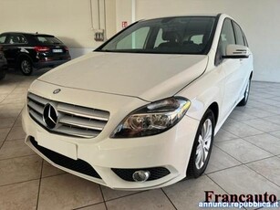 Mercedes Benz B 180 CDI Executive Calcinato