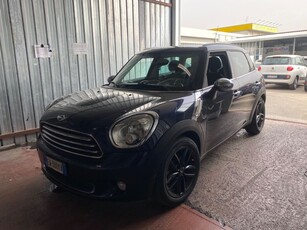 Mini Cooper D Countryman Automatica 2.0.......FULL