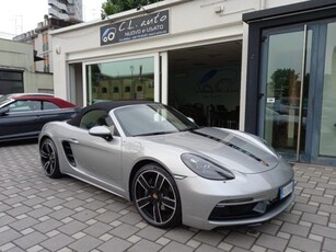 PORSCHE 718 2.0