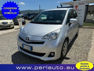 TOYOTA Verso-S