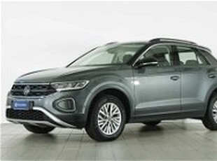 Volkswagen T-Roc 2.0 tdi Life 115cv del 2023 usata a Barni