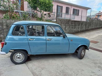 Usato 1989 Renault R4 1.0 Benzin 33 CV (5.000 €)