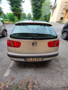 Usato 2002 Seat Ibiza Benzin (1.800 €)