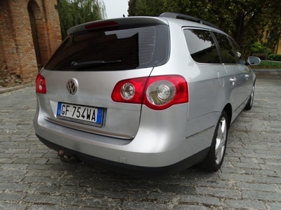 Usato 2005 VW Passat 2.0 Diesel 136 CV (950 €)