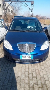 Usato 2008 Lancia Ypsilon Benzin (3.500 €)