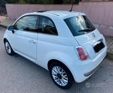 Usato 2015 Fiat 500 1.2 Benzin 69 CV (8.500 €)