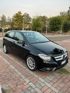 Usato 2015 Mercedes B180 1.5 Diesel 109 CV (10.000 €)