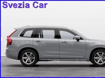 Usato 2023 Volvo XC90 2.0 El 250 CV (63.200 €)