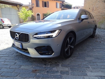 Volvo V90 D4