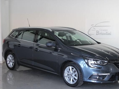 RENAULT - Mégane - Sporter Blue dCi 115 CV Duel2