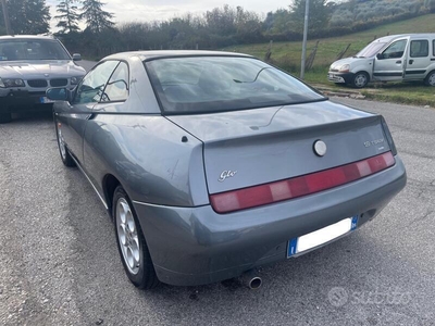 Usato 1999 Alfa Romeo GTV 1.7 Benzin 144 CV (4.300 €)