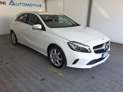 Usato 2017 Mercedes A180 1.5 Diesel 109 CV (16.900 €)