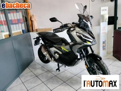 Honda - x-adv 750 dct..