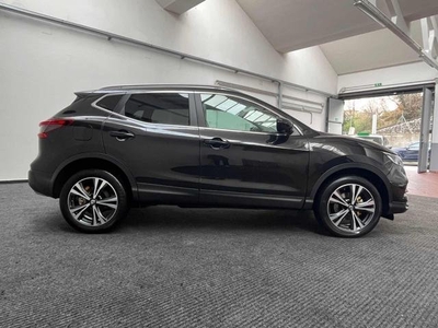 NISSAN QASHQAI 1.2 DIG-T N-Connecta TELECAMERA 360°/LED/NAVI