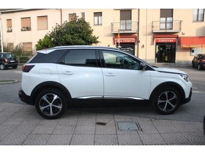 PEUGEOT 3008 1.5BlueHDi 130 S&S Allure