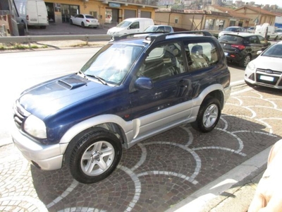 Suzuki Grand Vitara turbodiesel 16V cat 3p Autocarro usato