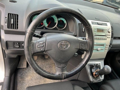 TOYOTA COROLLA 2.2 16V D-4D Sol