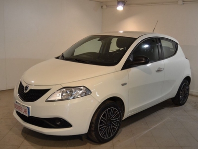 Lancia Ypsilon 1.2 69 CV