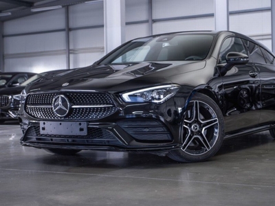 Mercedes-Benz CLA Shooting Brake 220 d Automatic Shooting Brake AMG Line Premium usato