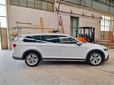 VOLKSWAGEN PASSAT ALLTRACK 2.0 TDI SCR 140kW BMT DSG 4MOTION Alltrack