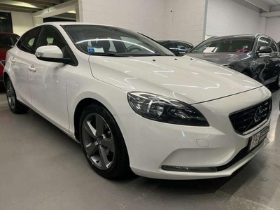 Volvo V40 1.6 d2 Momentum Euro 5b