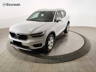 Volvo XC40 T2 Geartronic Momentum Pro da Sicurauto S.r.lÂ