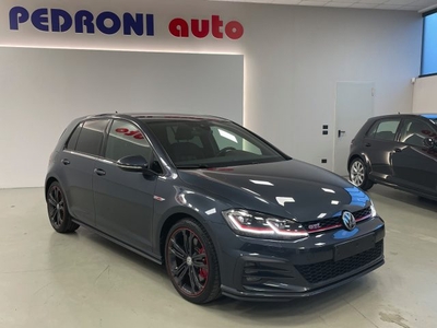 2020 VOLKSWAGEN Golf GTI