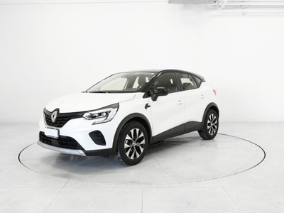 2023 RENAULT Captur