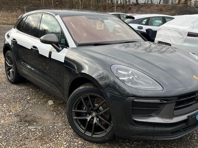 2024 PORSCHE Macan