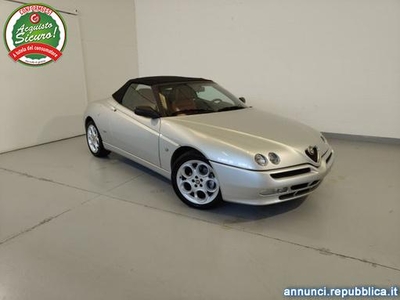 Alfa Romeo Spider 2.0i 16V Twin Spark cat L Altivole