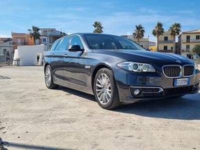 BMW 520d XDrive Touring Luxury 190cv