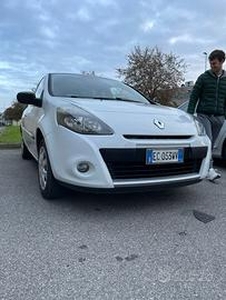 Clio 2010 75CV OK NEOPATENTATI