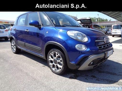 Fiat 500L 1300 MJT CROSS 95CV AUTOM. CARPLAY PDC